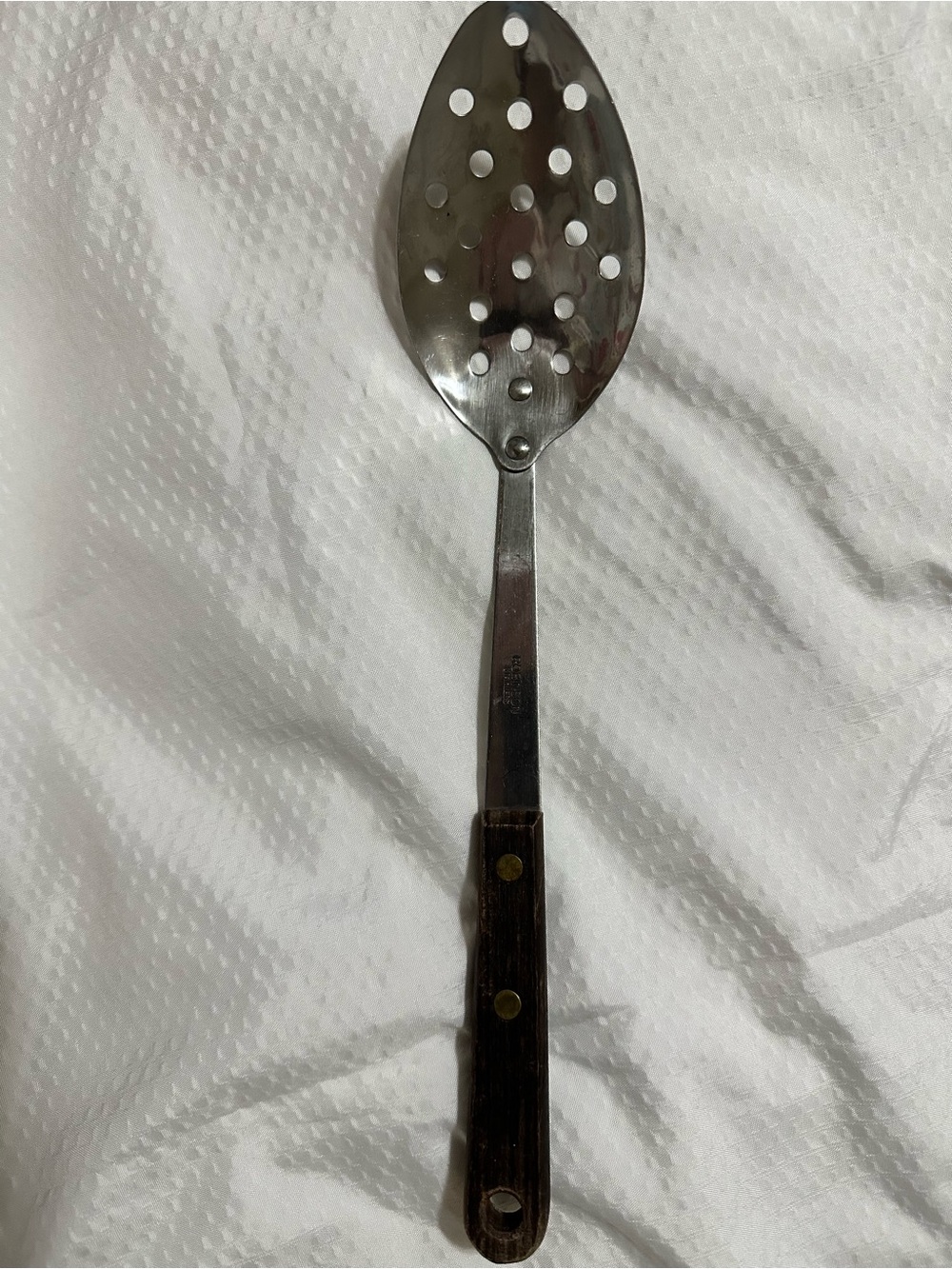 VINTAGE ROBINSON STAINLESS STEEL USA SLOTTED SPOON WOOD HANDLE HANGER HOLE
